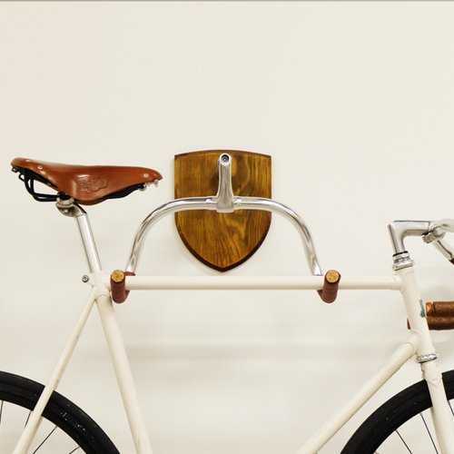 Красивая вешалка от KP Cykler — отличный способ хранения велосипеда