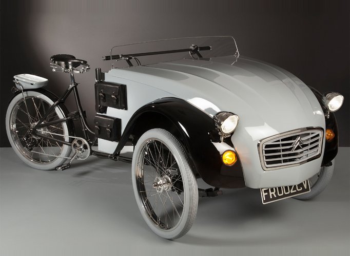 Трехколесный электровелосипед Citroen C2 Paris: гибрид классического автомобиля и велосипеда  