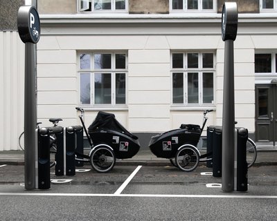 Парковка для грузовых велосипедов от Copenhagenize
