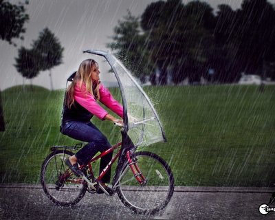 Зонт на велосипед LeafxPro надежно защитит в дождливую погоду 