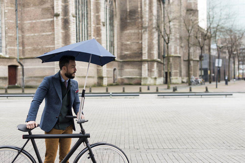 Зонт для поездок на велосипеде и крепление для зонта на руль