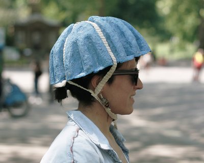 Велосипедный шлем из бумаги