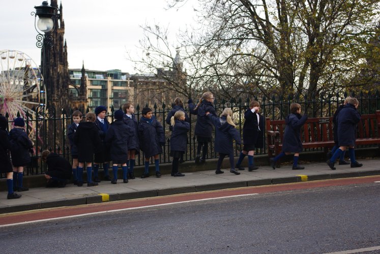 В Эдинбурге ограничат автомобильное движения возле 11 школ
