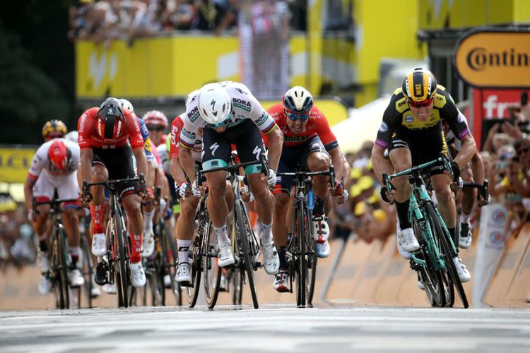 Победа Мике Тёниссена на 1 этапе Тур де Франс. «Надеть желтую майку, обойдя Петера Сагана — это нечто особенное»