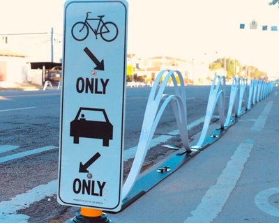 В Лос-Анджелесе тестируется трехмерная дорожная разметка для лучшей защиты велосипедистов