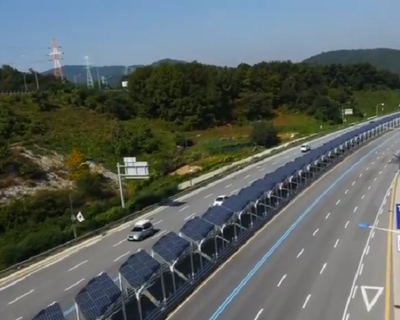 Южнокорейская велосипедная дорожка с солнечными батареями генерирует энергию и защищает велосипедистов от ультрафиолета и дождя 
