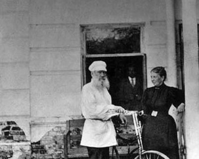 Как Лев Толстой научился кататься на велосипеде в 67 лет