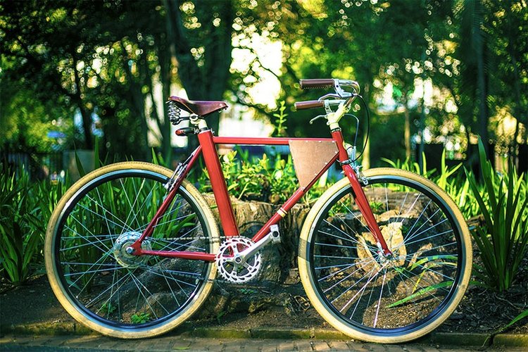 Электрический велосипед Vela для легкой и комфортной поездки по городу